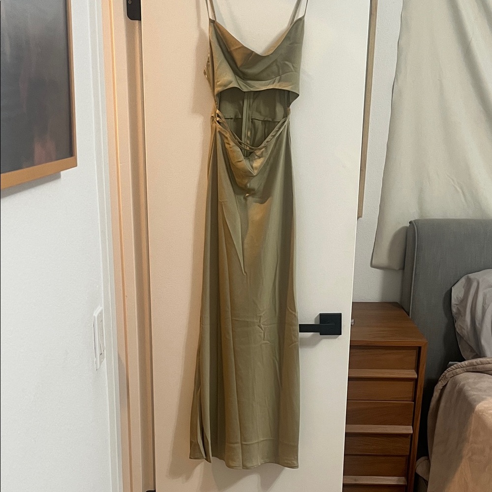 Elegant Olive Green Women's Dress